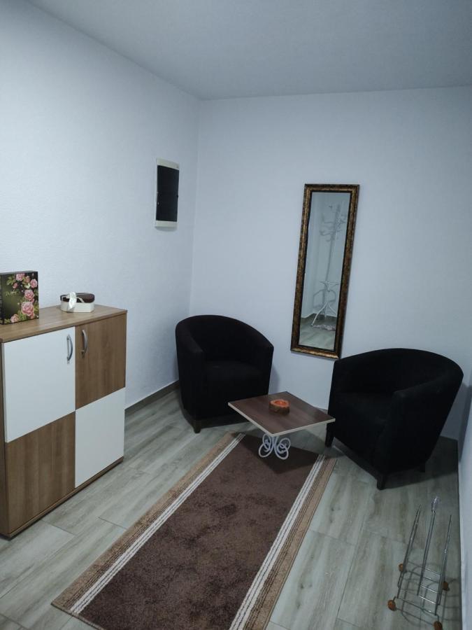 Apartman Raj Vrnjačka Banja Exterior foto
